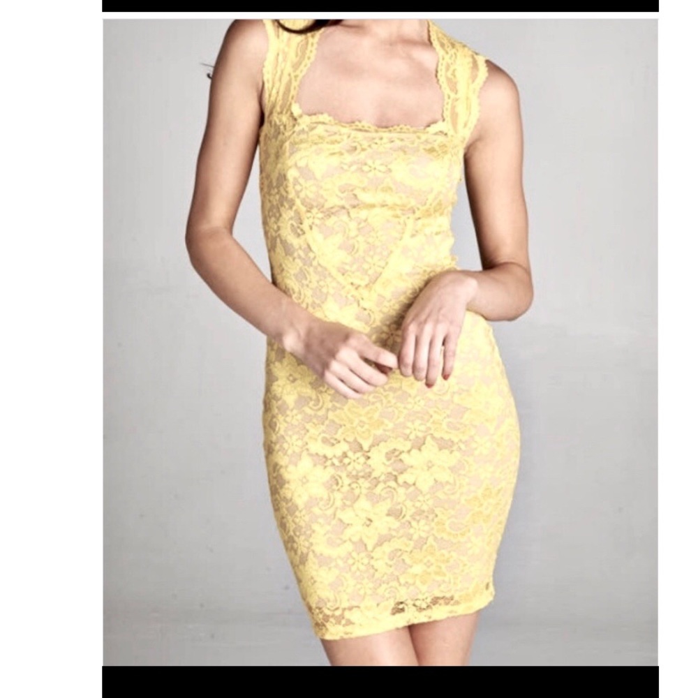 Lace bodycon dress